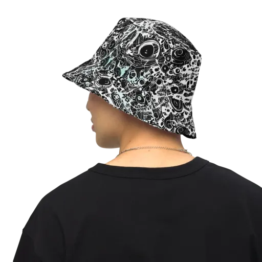 Static Bloom on a Reversible Bucket Hat
