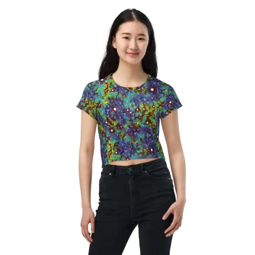 Bioluminescent Wilds on a Crop Tee