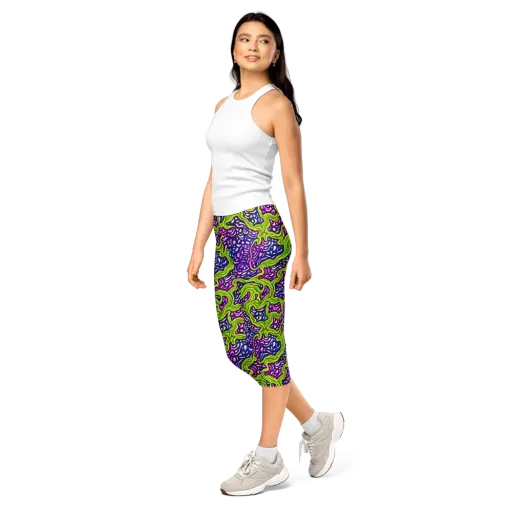 Ultraviolet Swell on a Capri Leggings