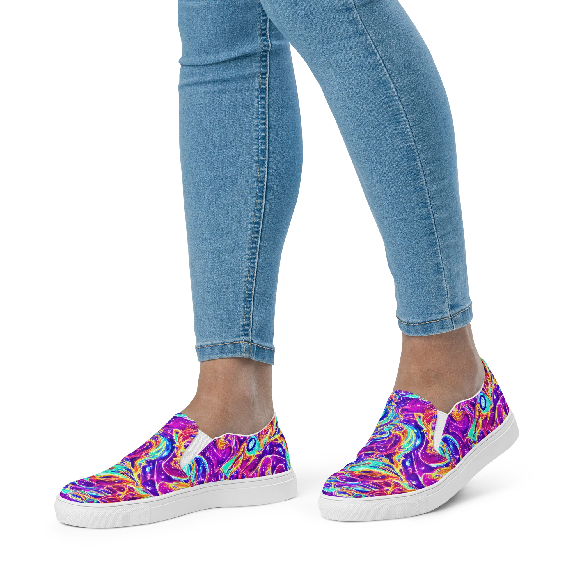 Fuchsia Fury on Women's Slip-On Canvas Shoes — Front