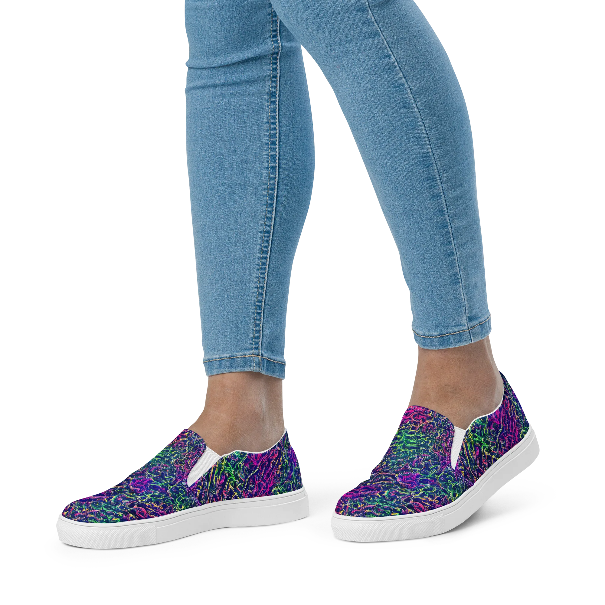 Fuchsia Frontier on Women's Slip-On Canvas Shoes — Front