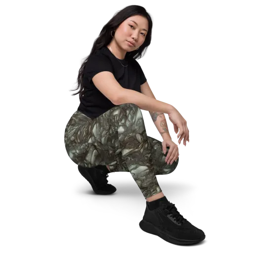 Mercury Reef on a Leggings with Pockets