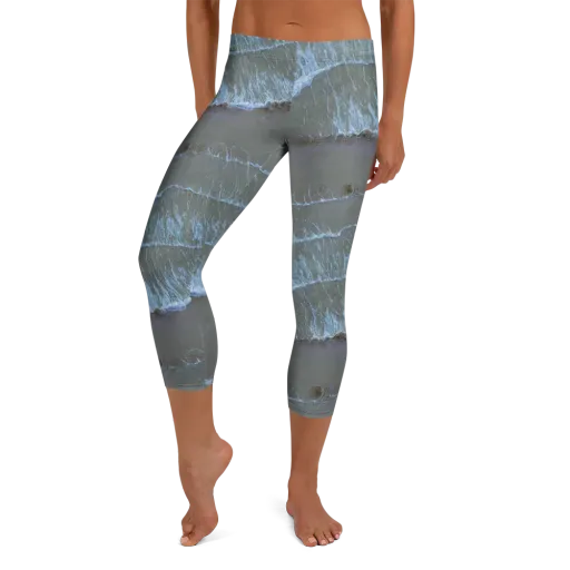 Silver Surf on a Capri Leggings