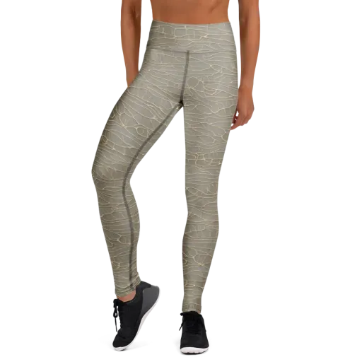Ivory Vein on a Yoga Leggings