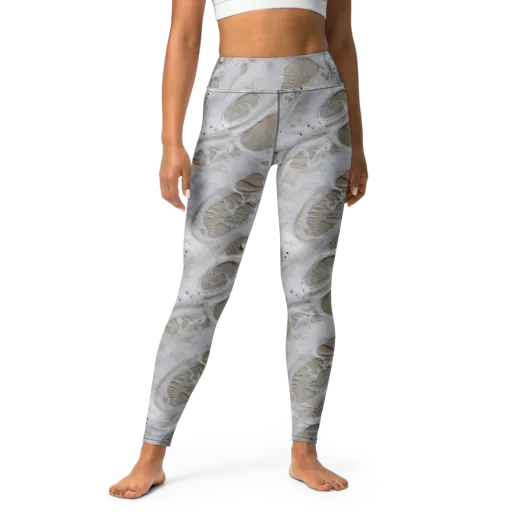 Moonstone Foam on a Yoga Leggings