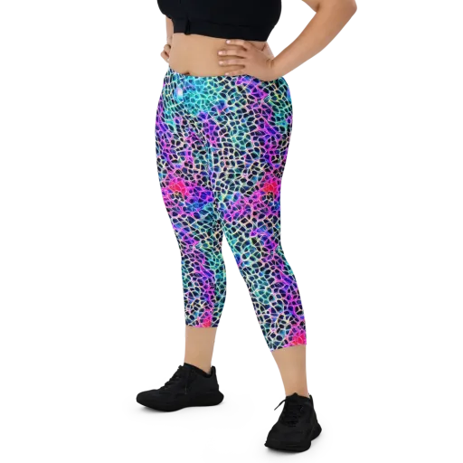 Prismatic Veins on a Capri Leggings