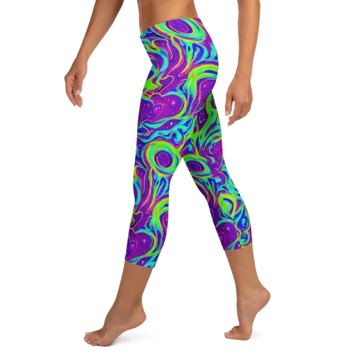 Lucid Lava on a Capri Leggings