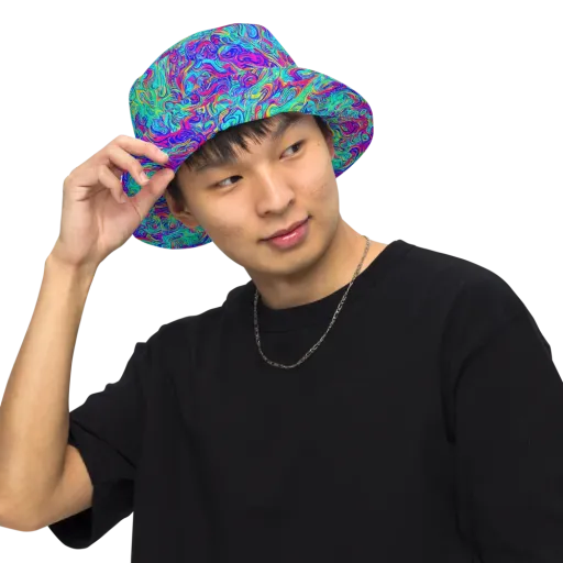 Liquid Pulse on a Reversible Bucket Hat