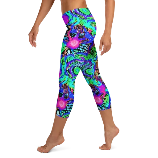 Hypercolor Jungle on a Capri Leggings