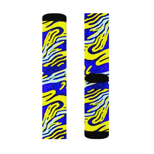 Electric Horizon on a Socks