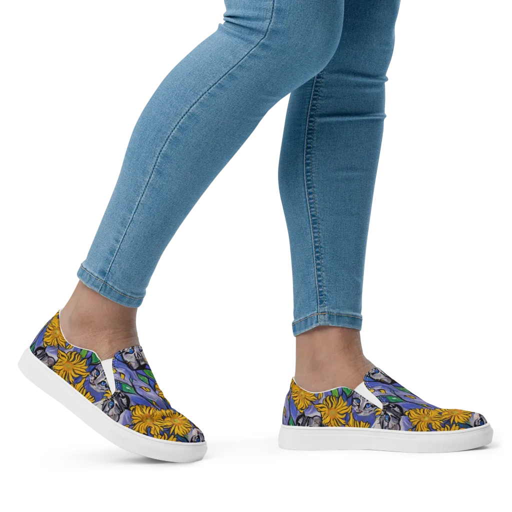 Feline Flora on Women's Slip-On Canvas Shoes — Right