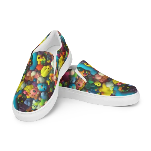 Bubble Pop Art on a Men's Slip-On Canvas Shoes