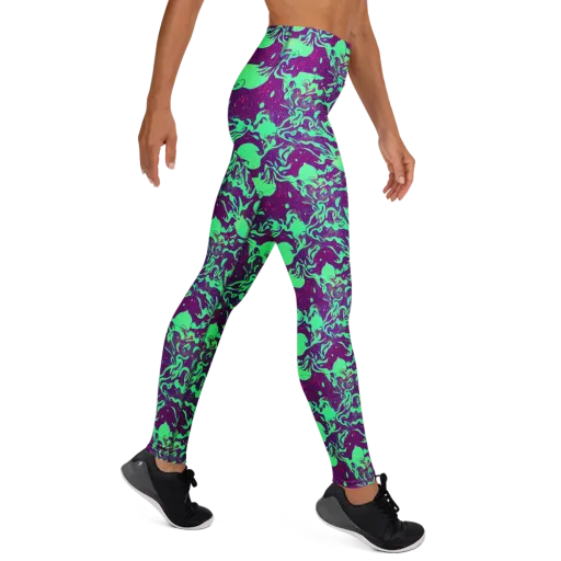 Alien Ripples on a Yoga Leggings