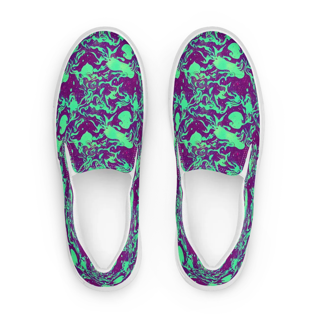 Alien Ripples on Men's Slip-On Canvas Shoes — Front
