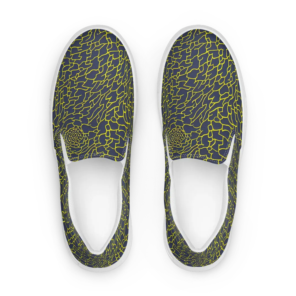 Nightshade Maze on Women's Slip-On Canvas Shoes — Front
