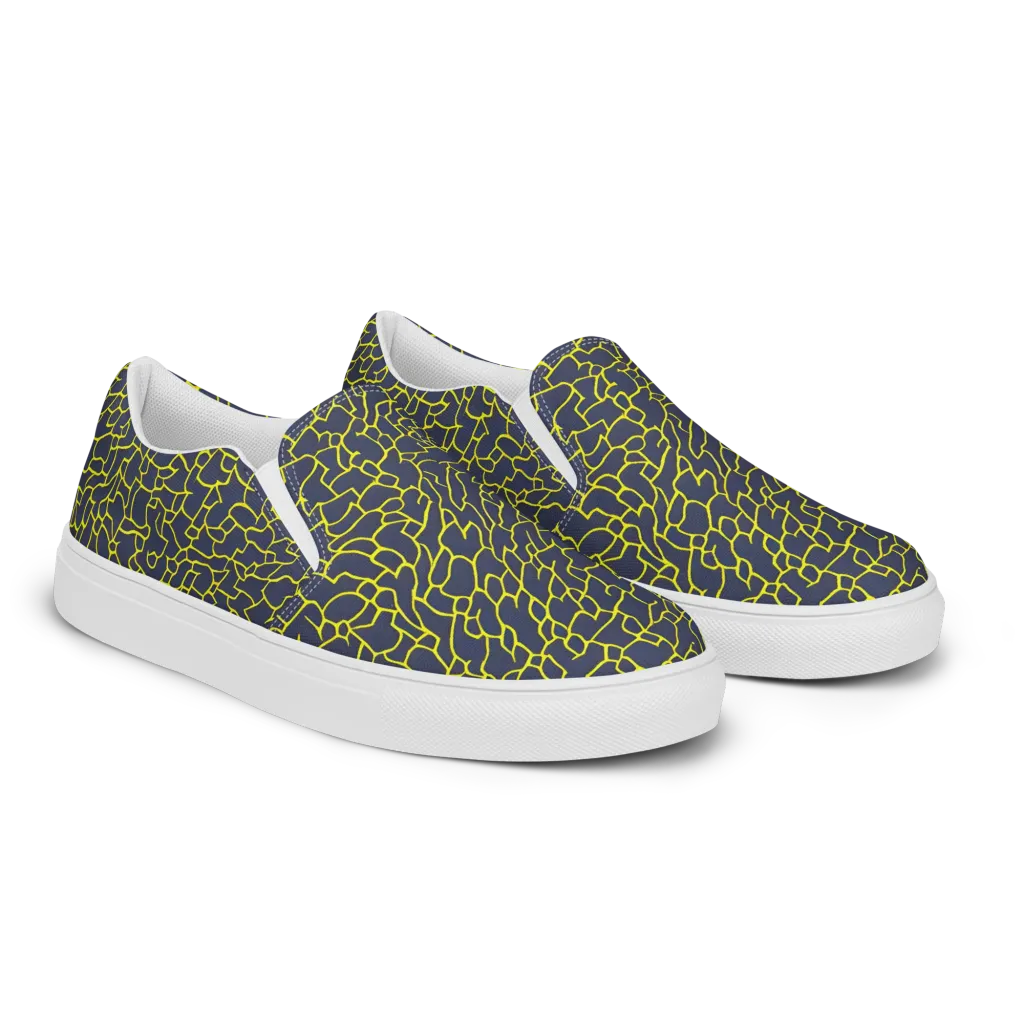 Nightshade Maze on Women's Slip-On Canvas Shoes — Right Front