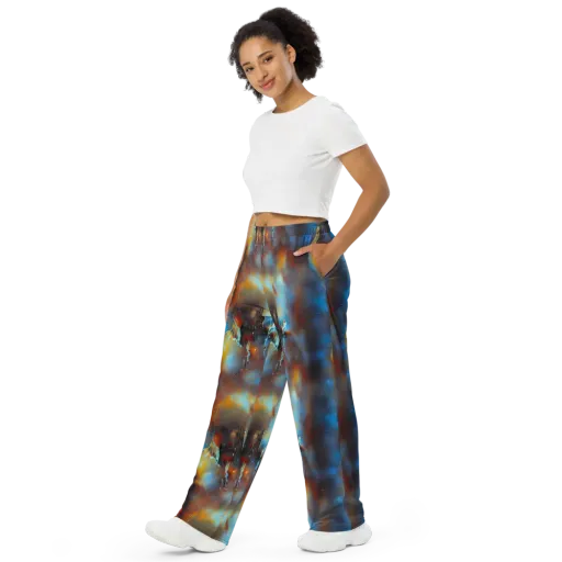 Chromatique Veil on a Wide-Leg Pants