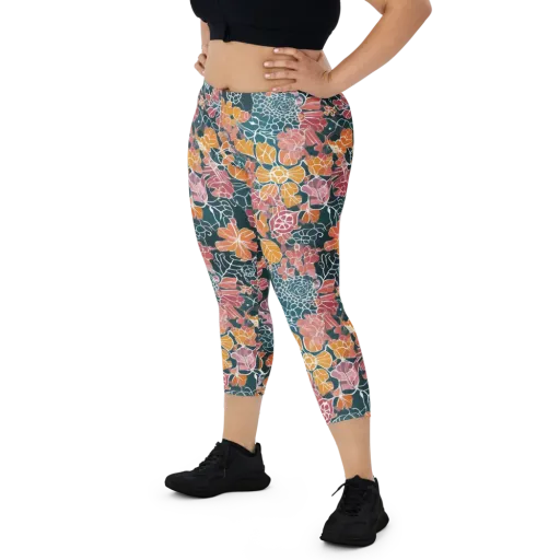 Tidal Garden on a Capri Leggings