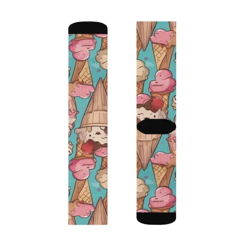 Scoops in Bloom on a Socks