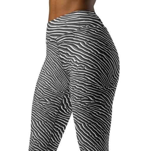 Hypnotic Waves on a Yoga Leggings