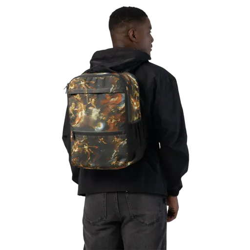 Van Dyck Vortex on a Utility Backpack
