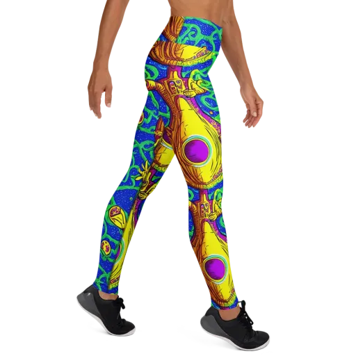 Sprawling Spectacle on a Yoga Leggings