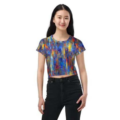 Neoplastique Flow on a Crop Tee