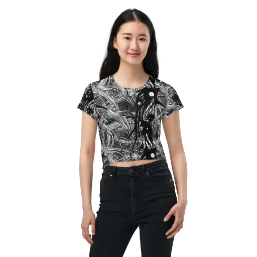 Mesmeric Tangles on a Crop Tee