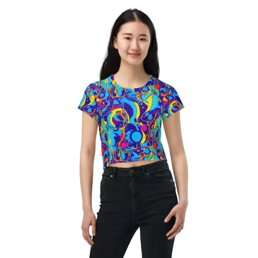 Spectral Tangle on a Crop Tee
