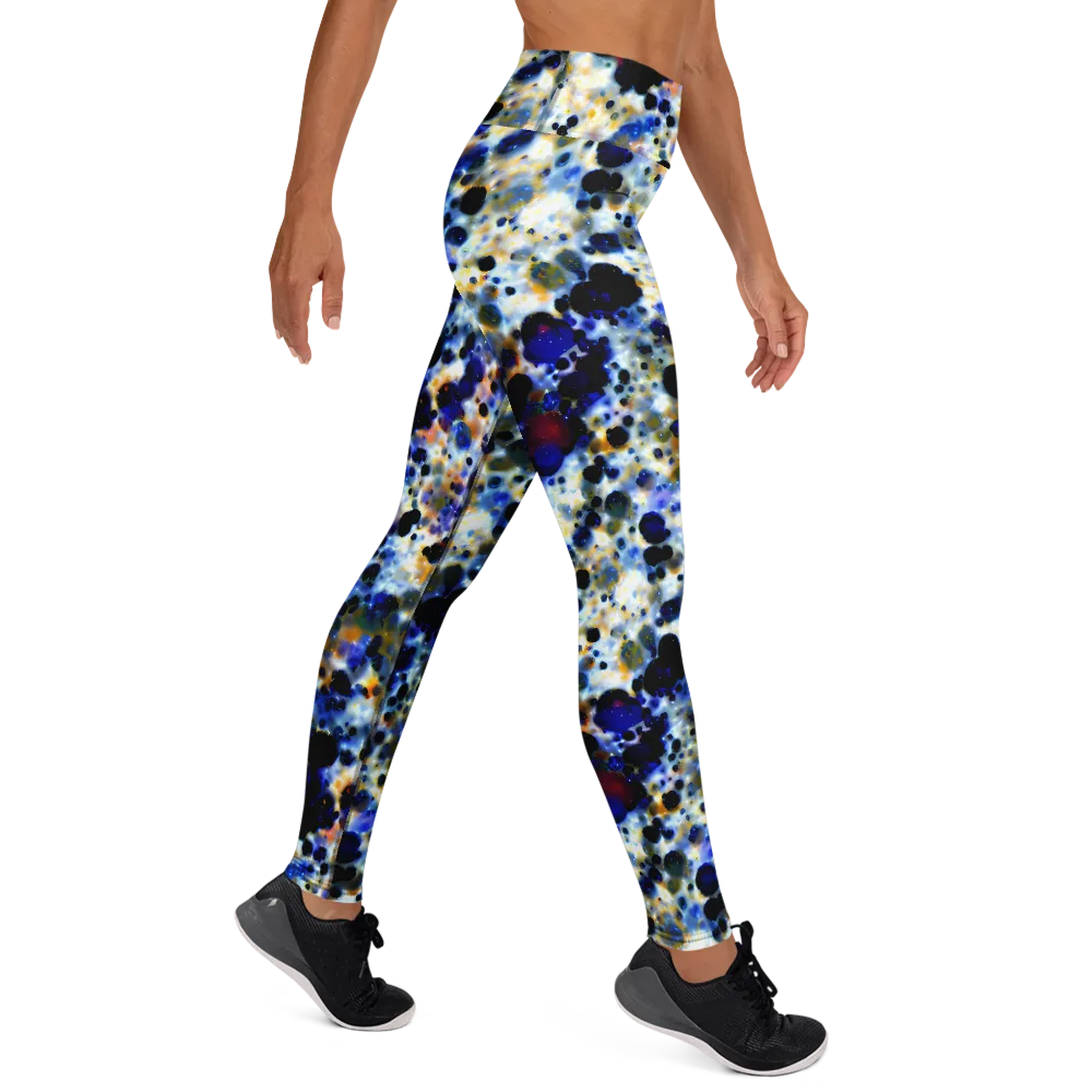 Tarbell Haze on Yoga Leggings — Right