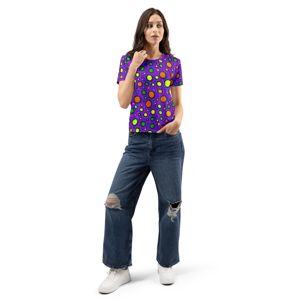 Luminous Bubbles on Women's Crew Neck T-Shirt — Front