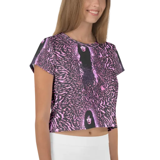 Meryl's Mystery on a Crop Tee
