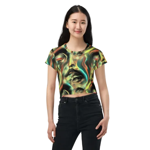 Newtonian Visage on a Crop Tee