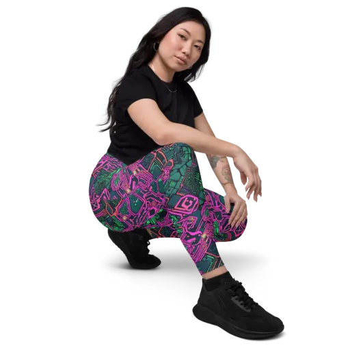 Electric Lattice on a Leggings with Pockets