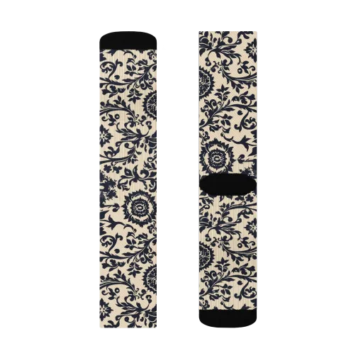 Nocturne Garland on a Socks