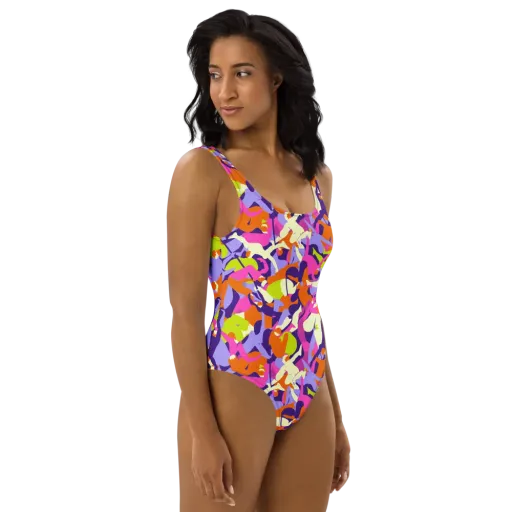 Chromatic Choreography on a One-Piece Swimsuit