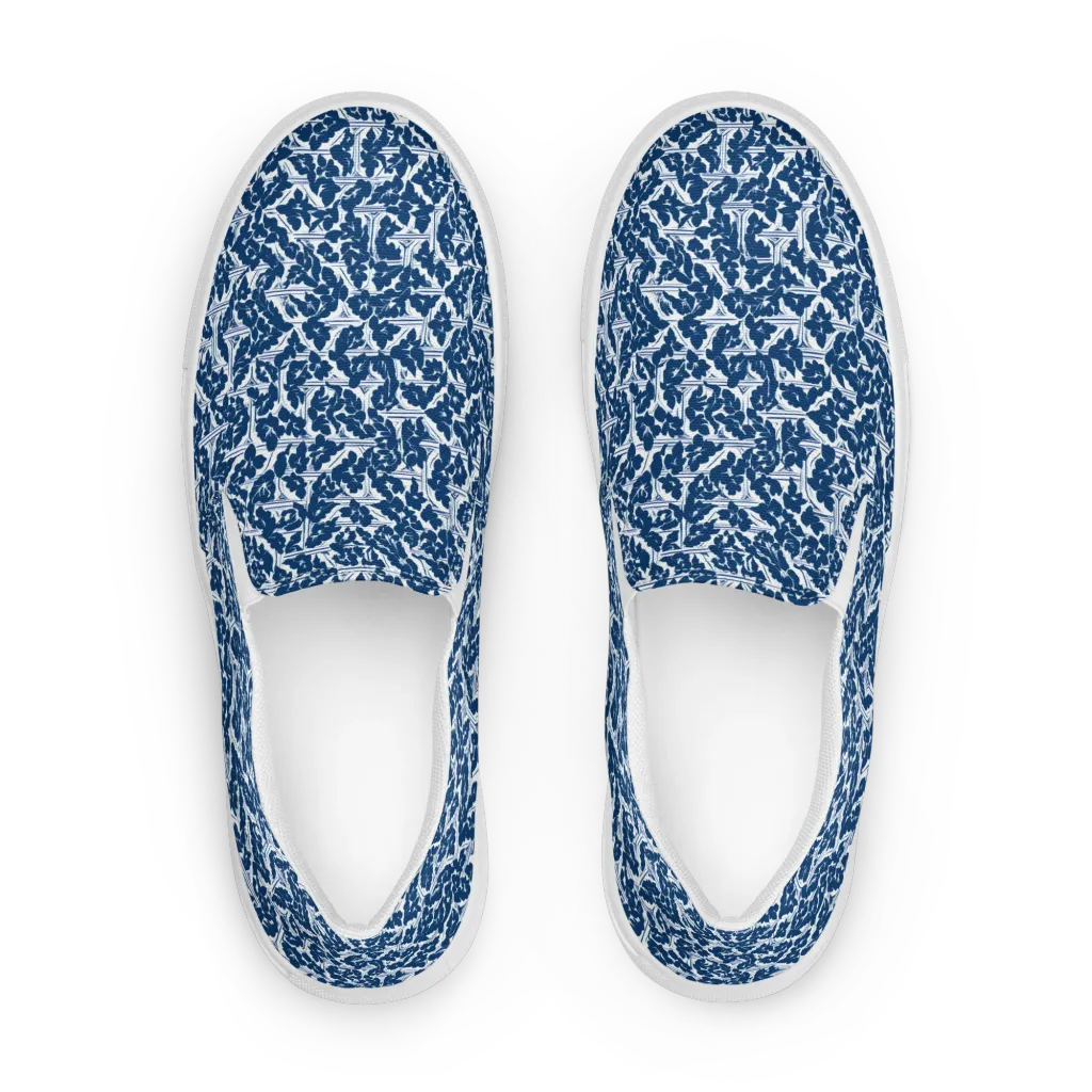 Blue Garden Lattice on Men's Slip-On Canvas Shoes — Front