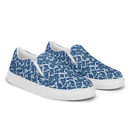 Blue Garden Lattice on a Women's Slip-On Canvas Shoes