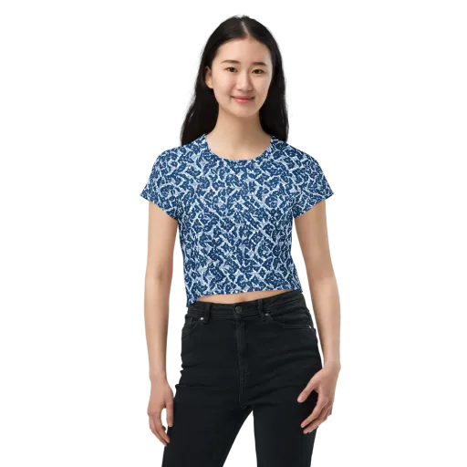 Blue Garden Lattice on a Crop Tee