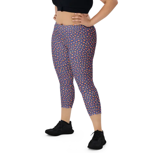Citrus Current on a Capri Leggings