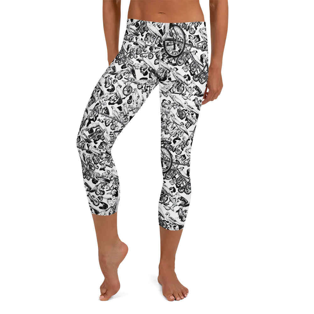 Pelican Velocity on Capri Leggings — Front
