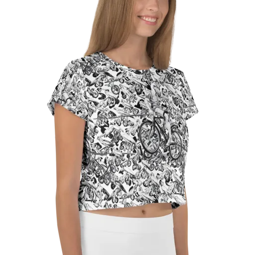 Pelican Velocity on a Crop Tee