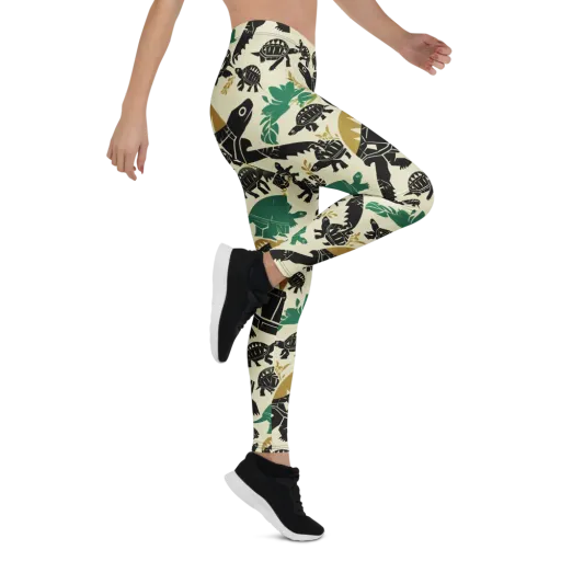 Terrapin Noir on a Leggings