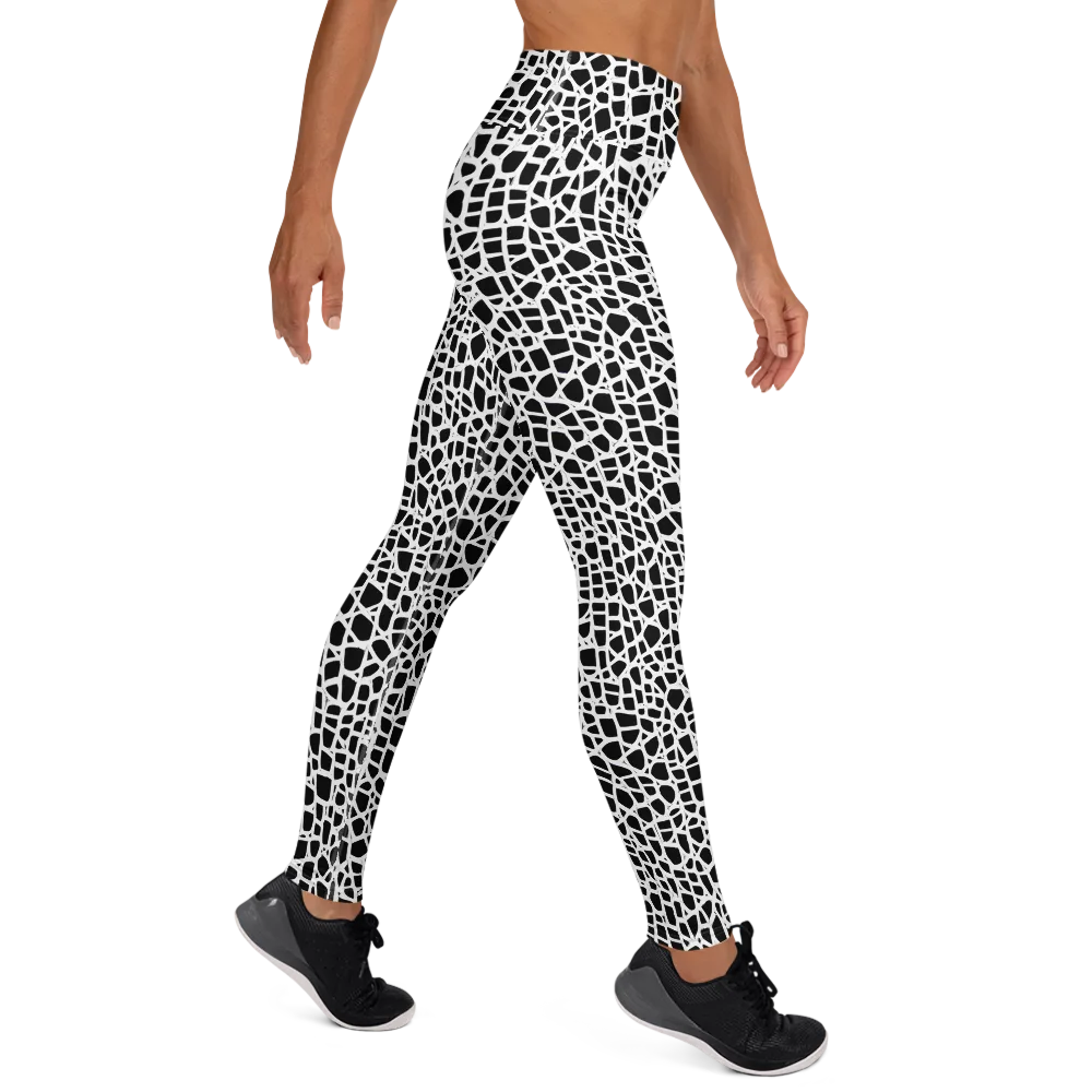 Noir Network on Yoga Leggings — Right