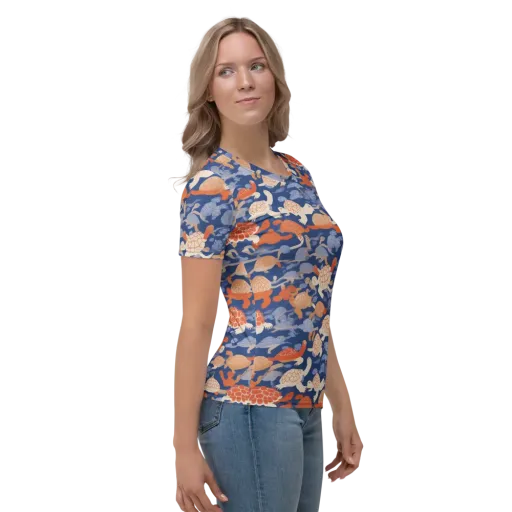 Terrapin Current on a Women's Crew Neck T-Shirt