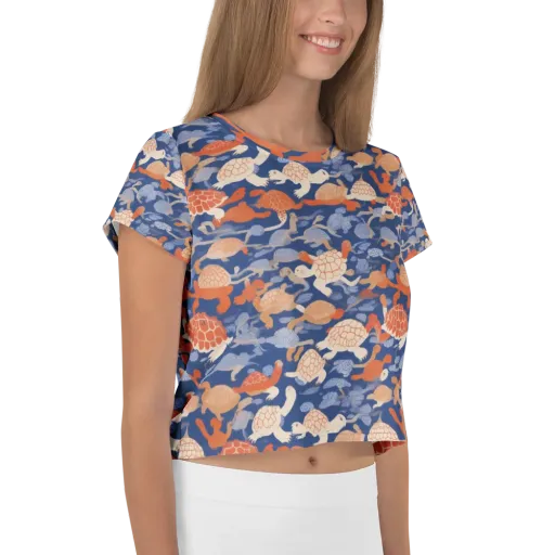 Terrapin Current on a Crop Tee