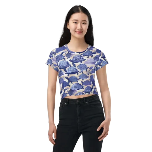 Blueback Drift on a Crop Tee