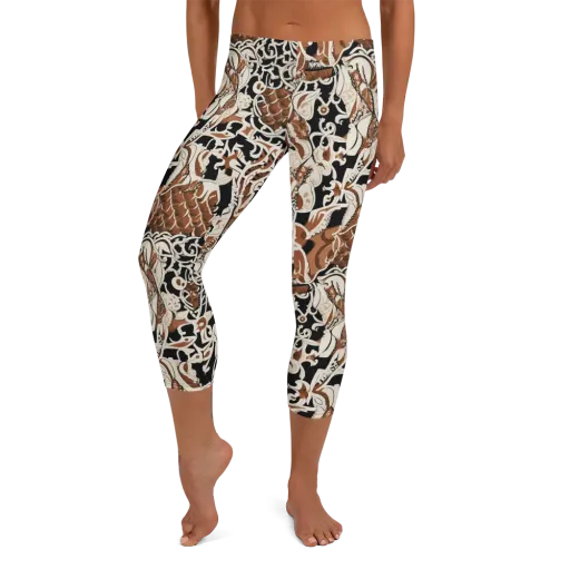 Sepia Baroque on a Capri Leggings