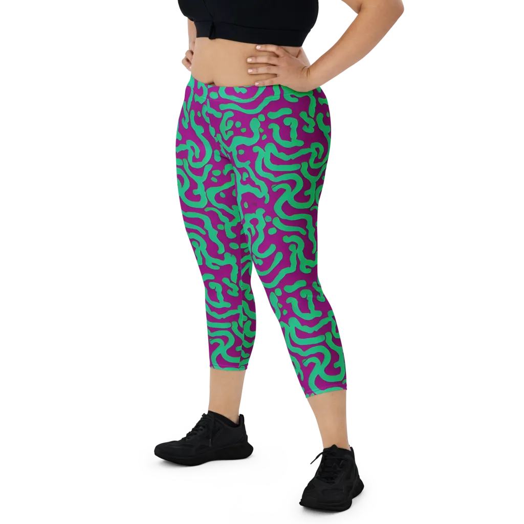 Ultraviolet Drift on Capri Leggings — Front