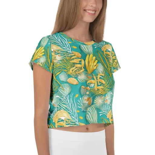 Tidal Gilt on a Crop Tee
